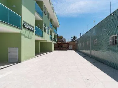 Apartamento com ar condicionado e Wi-fi, frente mar - 03 dormitórios - Edifício Luz do Sol Ubatuba